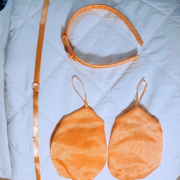 DISNEY Beauty And The Beast, Princess Belle Costume SIZE 6 - Picture 9 of 9